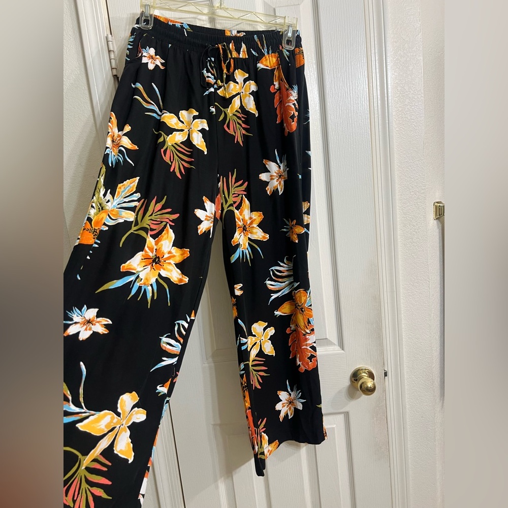 Indero linen Floral Black elastic waist Pants size L